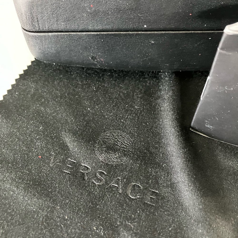 Versace Black Clamshell Sunglass Case - image 5